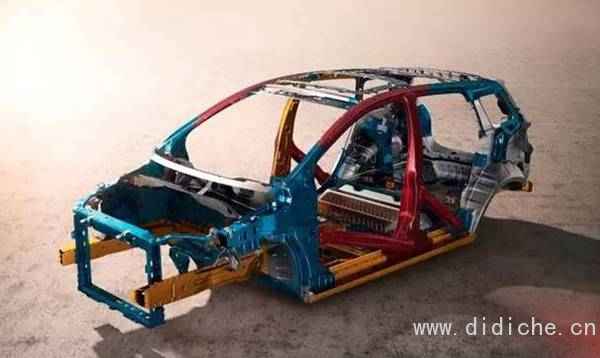 年配のドライバーでさえ誤解している自動車の安全知識についてどのくらい知っていますか