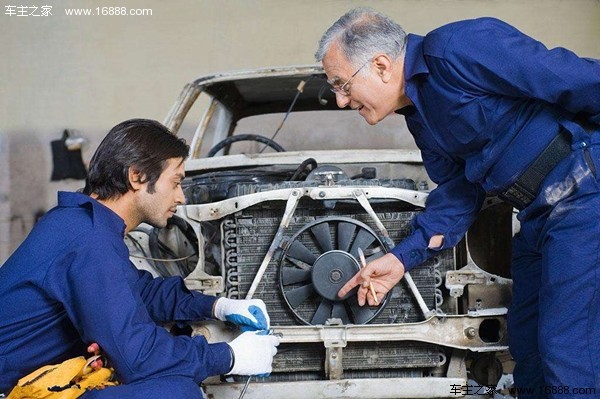 車がロックされた後のこれらの恥ずかしいこと、仏教の車の所有者は逃げることができません 車がロックされた後のこれらの恥ずかしいこと、仏教の車の所有者は逃げることができません