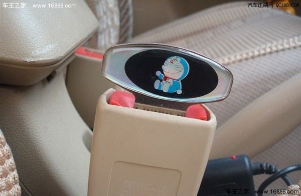 とても実用的だと思いますか?これら6つの主要な車内アクセサリーは致命的です とても実用的だと思いますか?これら6つの主要な車内アクセサリーは致命的です